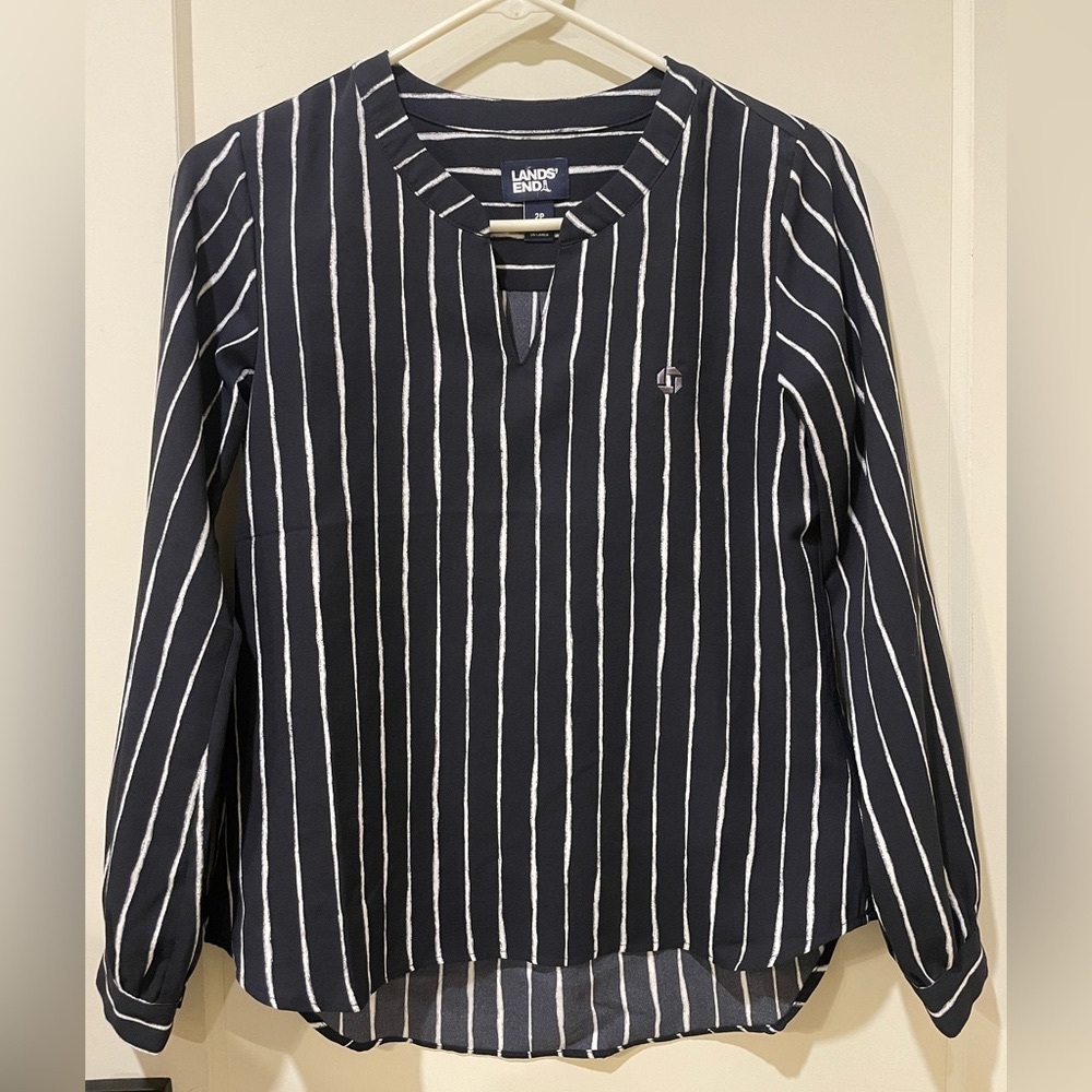 JP Morgan Chase Bank Uniform Women’s Blouse Size 2